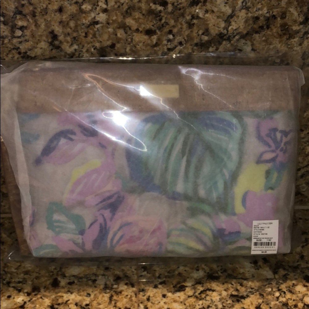 New Lilly Pulitzer Mermaid in the Shade Pouch
